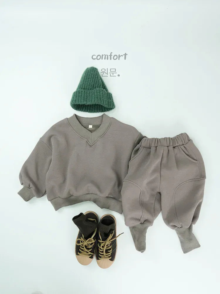 長袖セットアップ Khaki / 12M  80CM / 取り寄せ（7〜21日） キッズセットアップ 2点セット シンプル長袖Vネックスウェットトレーナー+ロングスウェットジョガーパンツ【mh0008129】