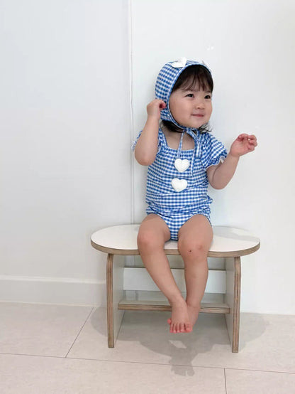 子ども用ギンガムフード水着 青 ハートモチーフとフリル