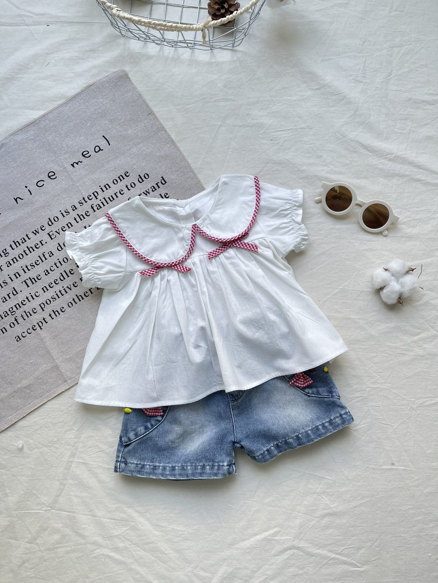 Gingham Plaid Piping Set ギンガムチェック 半袖ブラウス デニムショートパンツ【mh0012912】 yi nian ni 半袖セットアップ