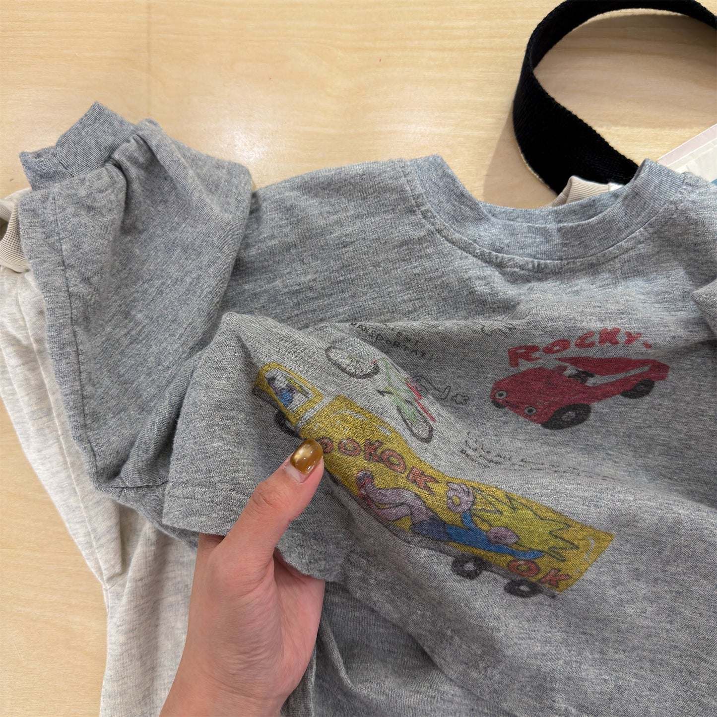 Graphic Print Long Sleeve Top イラスト プリント 長袖 Tシャツ【mh0012462】 ADbaby 長袖Tシャツ