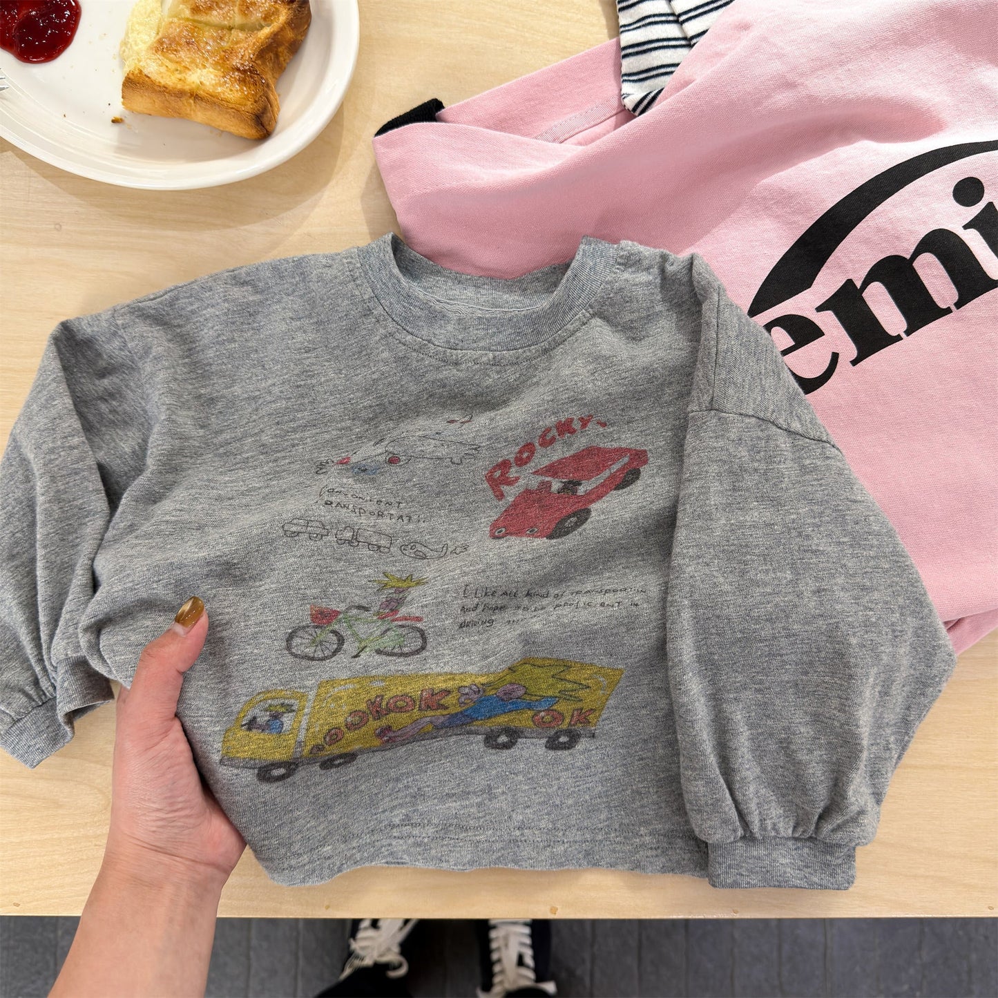 Graphic Print Long Sleeve Top イラスト プリント 長袖 Tシャツ【mh0012462】 Light Gray / 80cm ADbaby 長袖Tシャツ