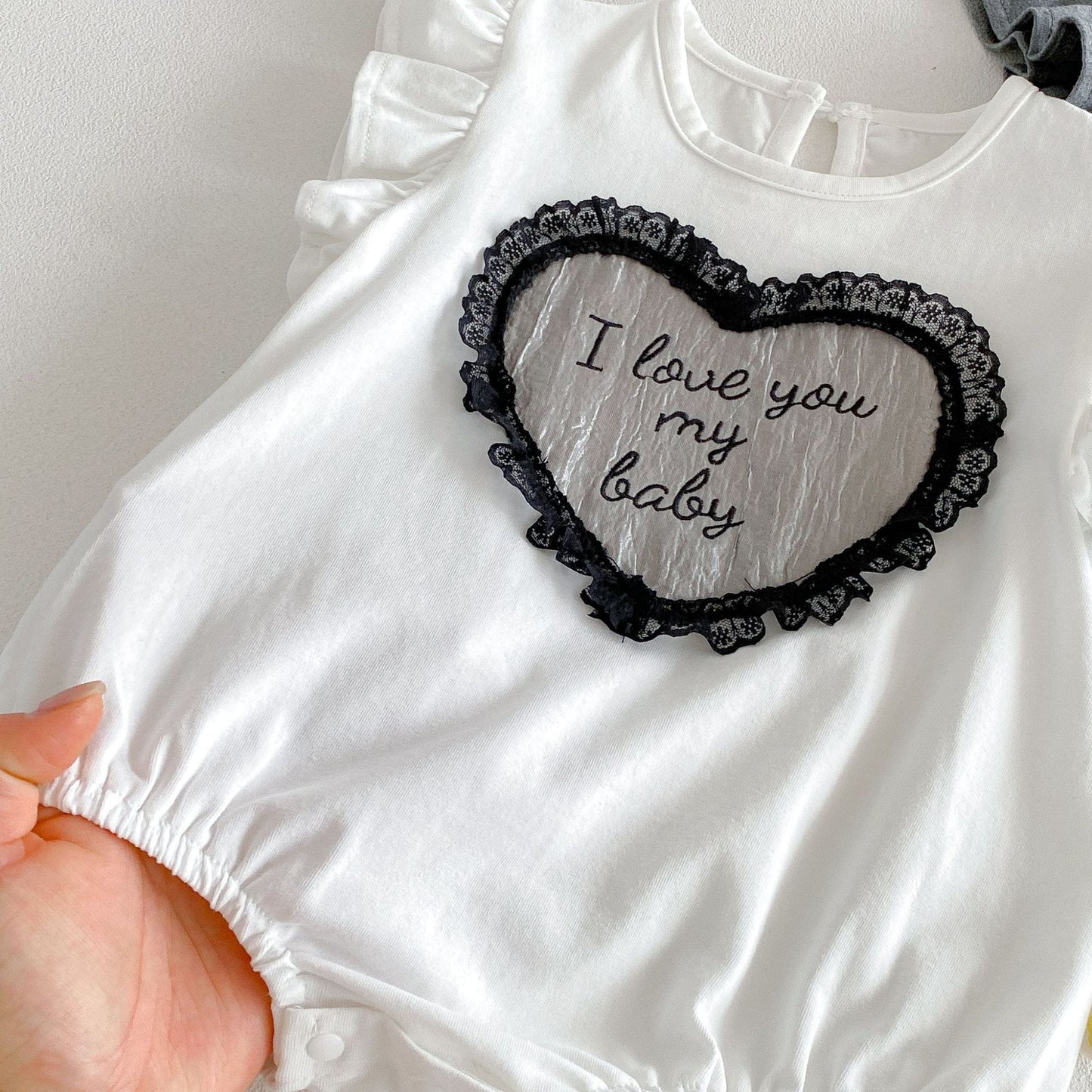 Heart Flutter Romper ハート レース 半袖ロンパース【mh0013428】 angou 半袖ロンパース