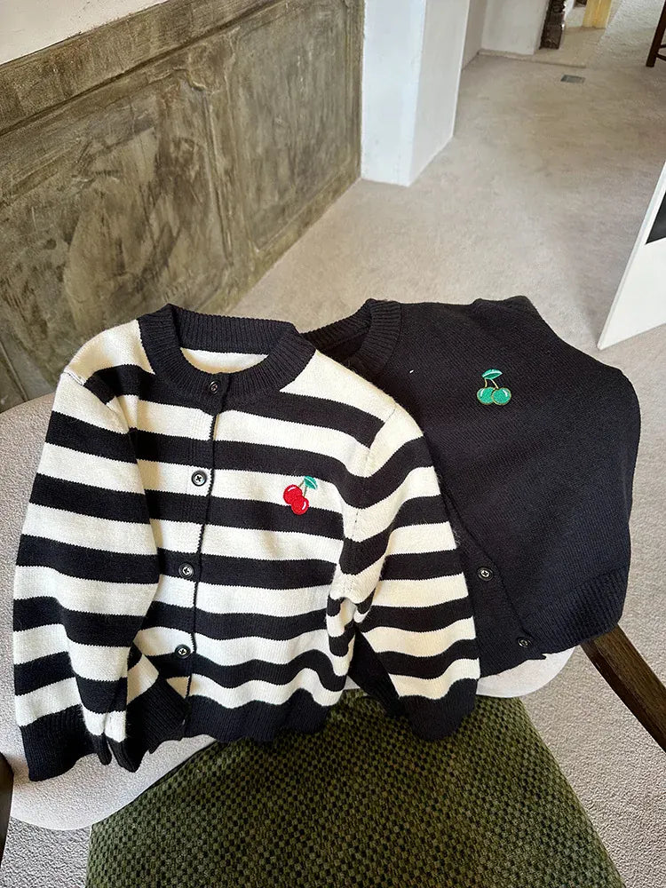 カーディガン・パーカー キッズカーディガン ボーダー/無地チェリー刺繍ニットジャケット 2カラー【mh0006896】