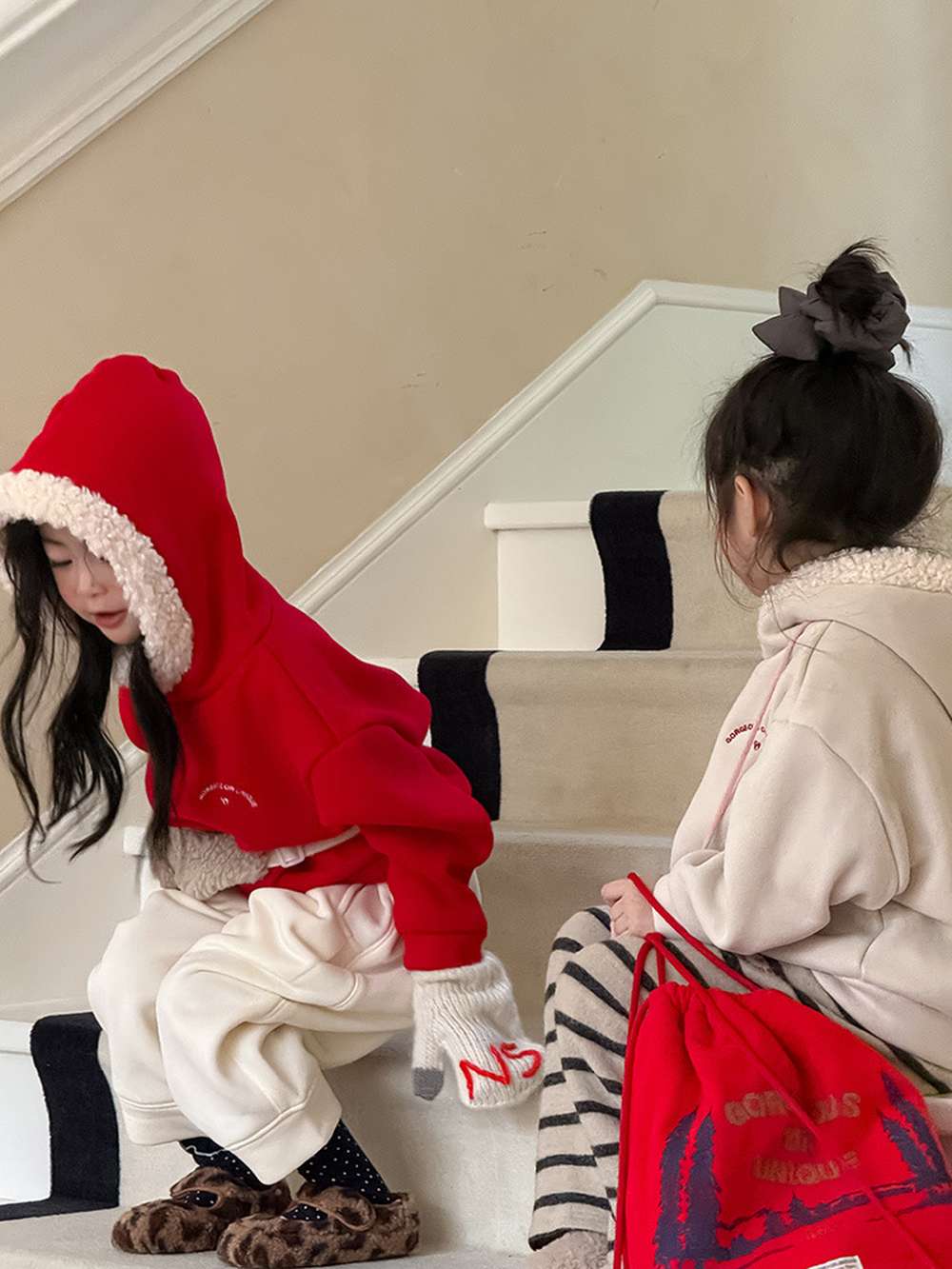 トレーナー・フーディ 長袖スウェットパーカー 裏起毛 もこもこフード付 長袖フーディー 【mh0011457】