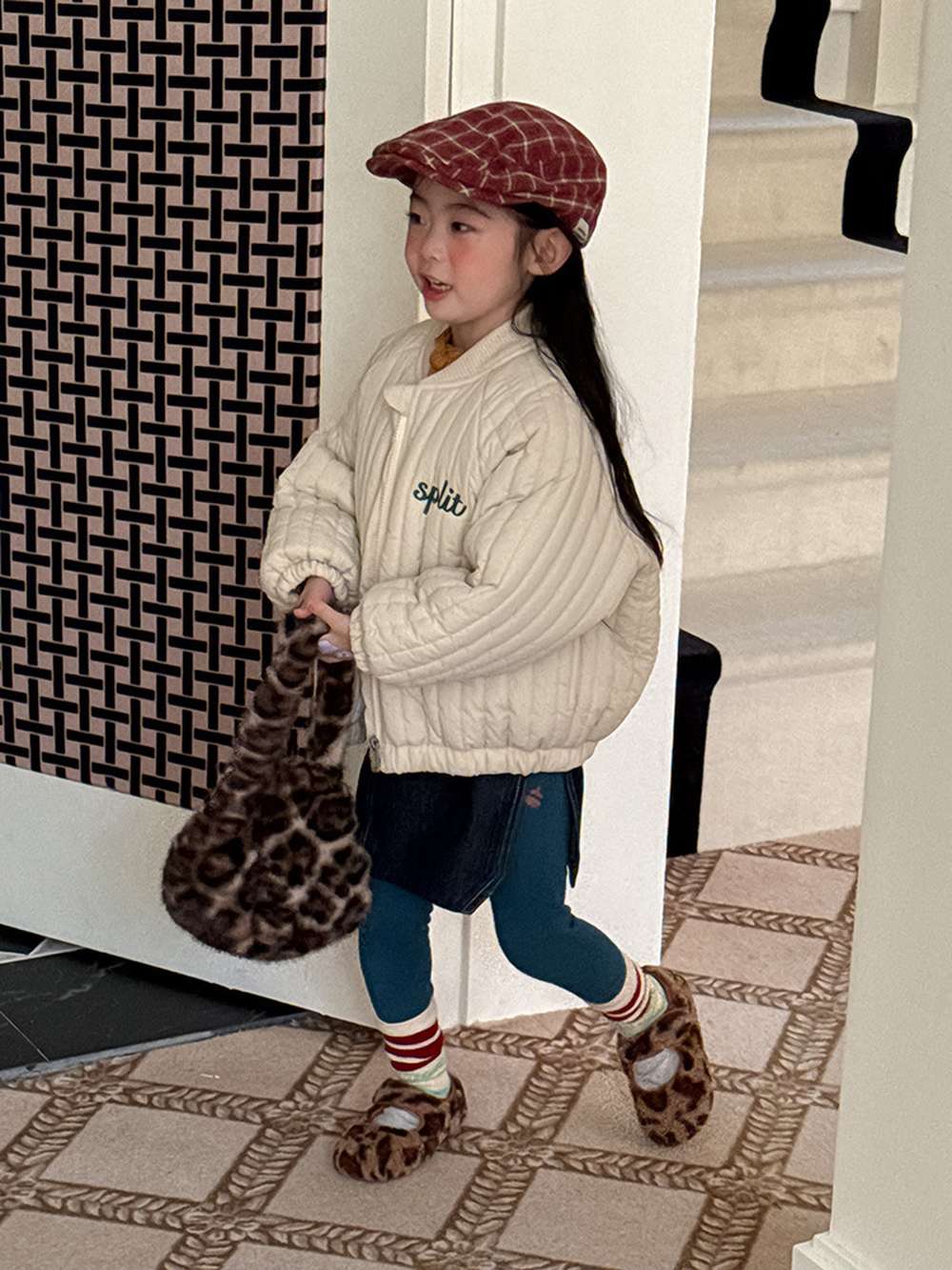 ショートコート・ジャケット・ジャンパー 長袖キルティングジャケット | 中綿入り総刺繍 | キャラクター柄アウター【mh0011467】