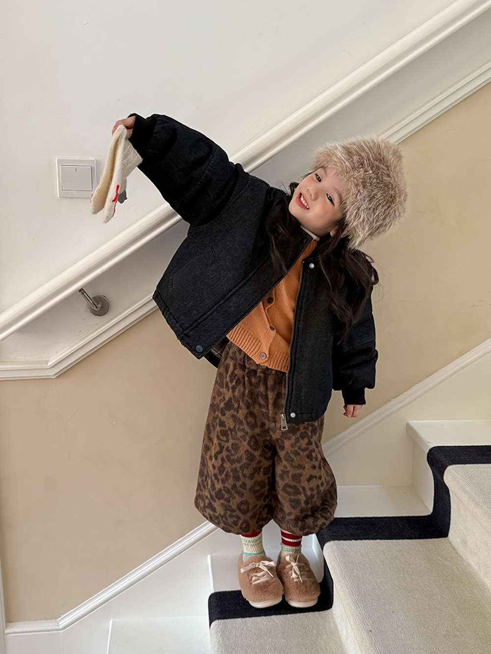 ショートコート・ジャケット・ジャンパー 長袖デニムブルゾンジャケット | 中綿入り裏地付き | リブ袖 | 厚手冬アウター【mh0011469】