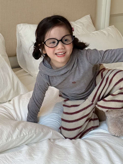 長袖Tシャツ 長袖ハイネックカットソー/もこもこボアショートパンツ 指穴リブ袖【mh0011456】