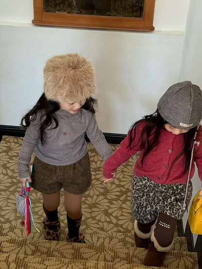 長袖Tシャツ 長袖ハイネックカットソー/もこもこボアショートパンツ 指穴リブ袖【mh0011456】