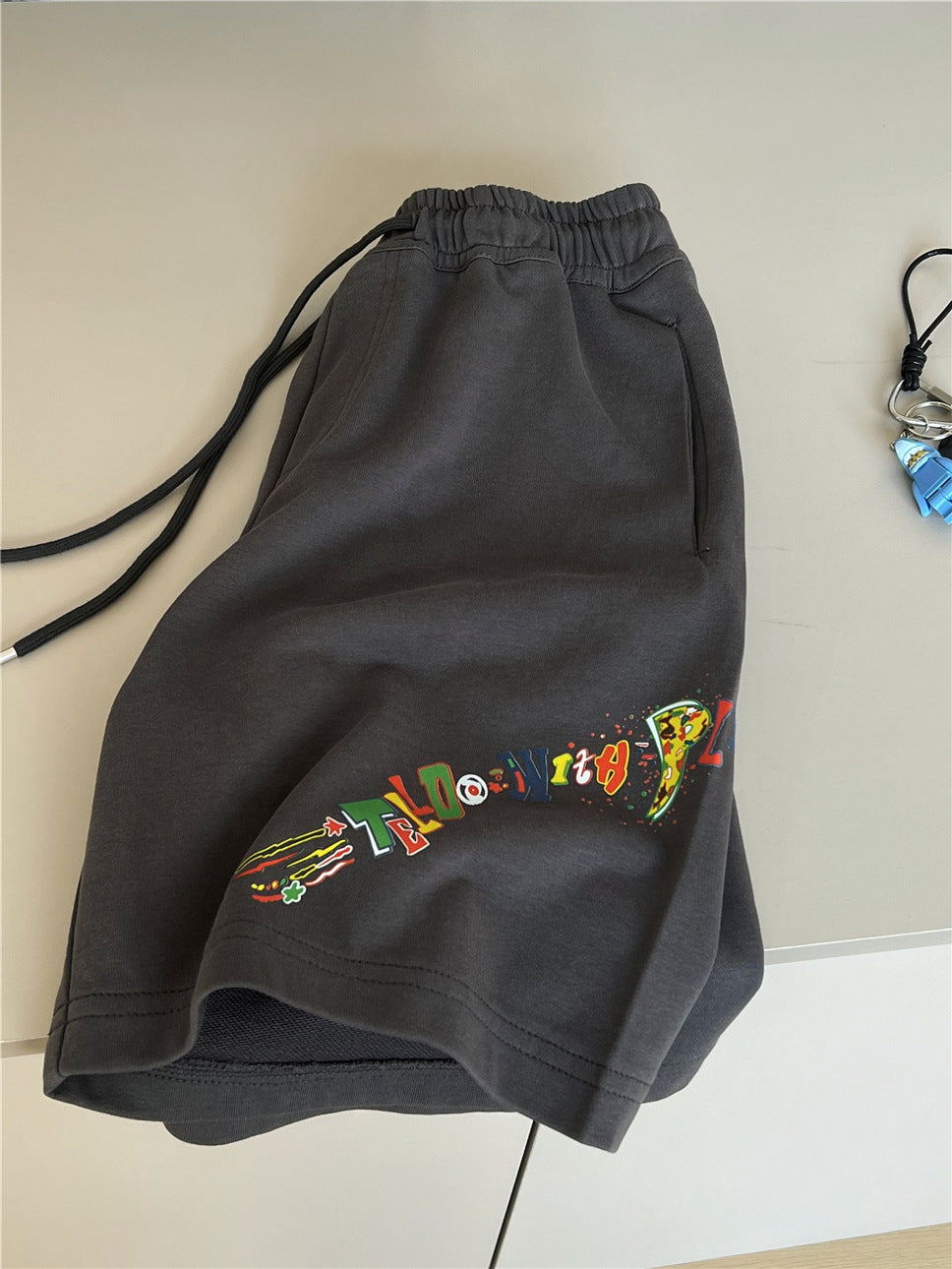 Graphic Sweat Shorts ロゴプリント ハーフパンツ【mh0012962】
