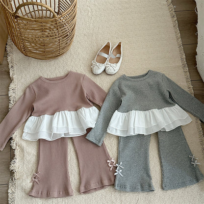キッズ用フリル長袖Tシャツ＆フレアパンツ（ピンクとグレー）
