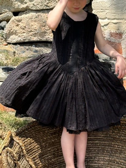 Textured Mesh Puffy Skirt ブラック ノースリーブワンピース【mh0012796】