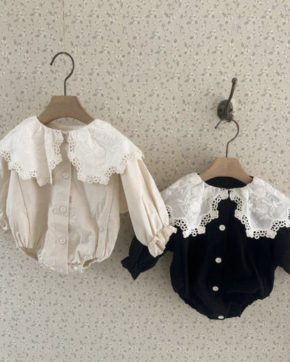 長袖ロンパース レース襟 ボリューム袖 フロントボタン ボディスーツ【mh0011630】