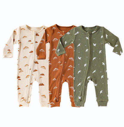 長袖ジャンプスーツ ジップアップ ブレッド クロワッサン 鳥 バード プリント カバーオール【mh0011730】