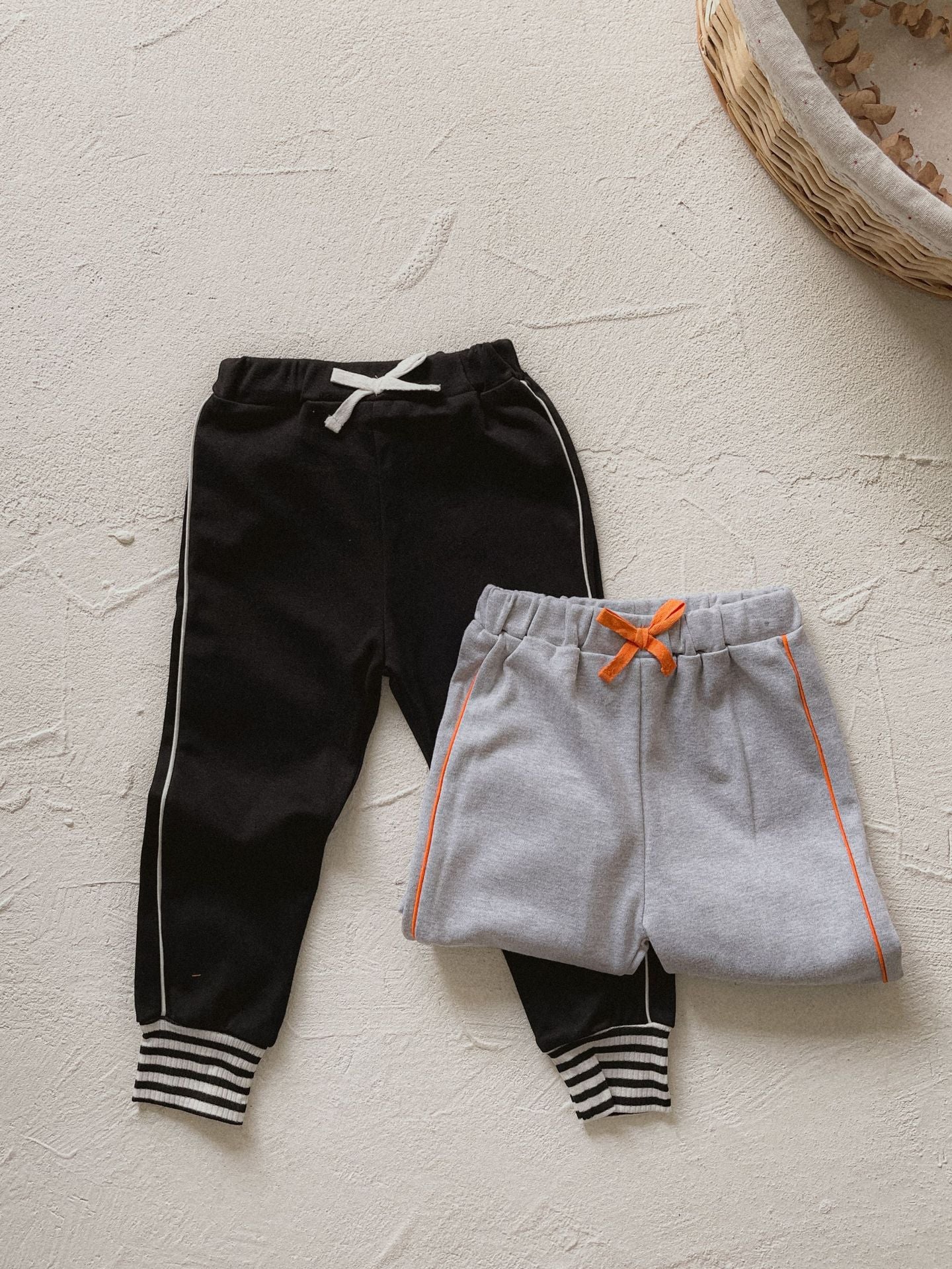 Stripe Trimmed Sweatpants サイドライン ジョガーパンツ【mh0012632】