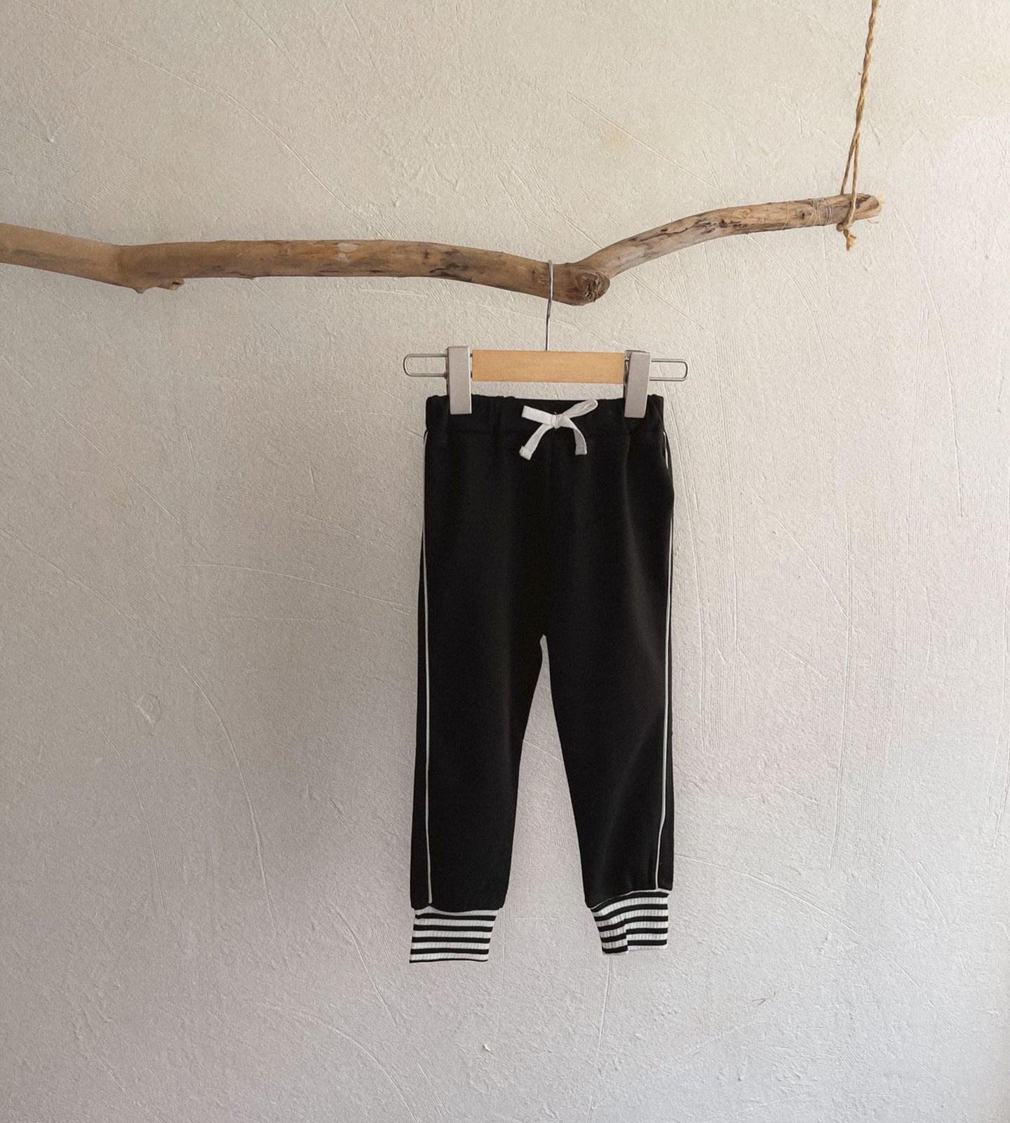 Stripe Trimmed Sweatpants サイドライン ジョガーパンツ【mh0012632】