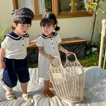 キッズ セーラーカラー半袖ホワイトトップス＆ネイビーカラーのショートパンツ