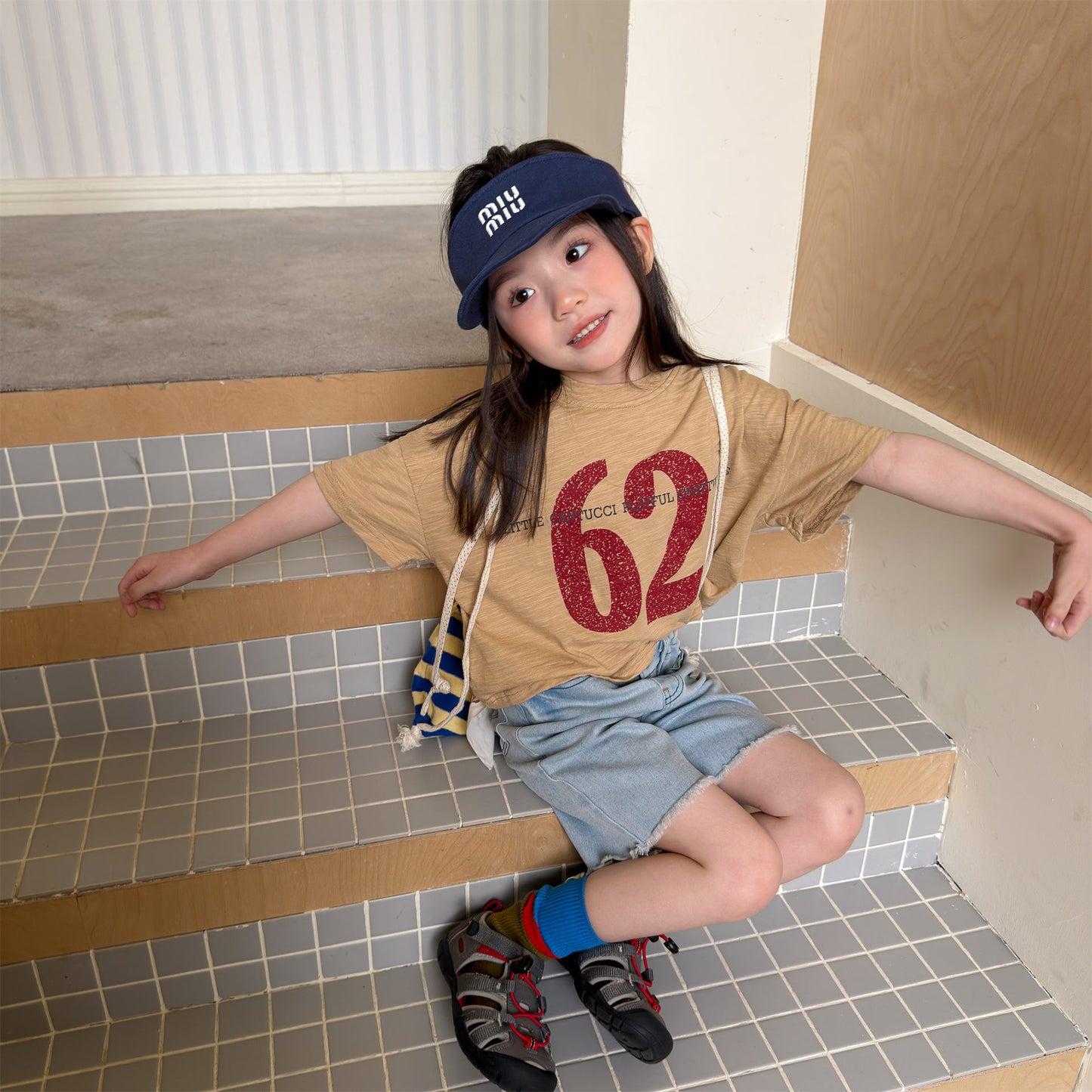 Camiseta de Manga Corta con Logotipo Numérico y Estampado Gráfico de Hombros Caídos【mh0013223】