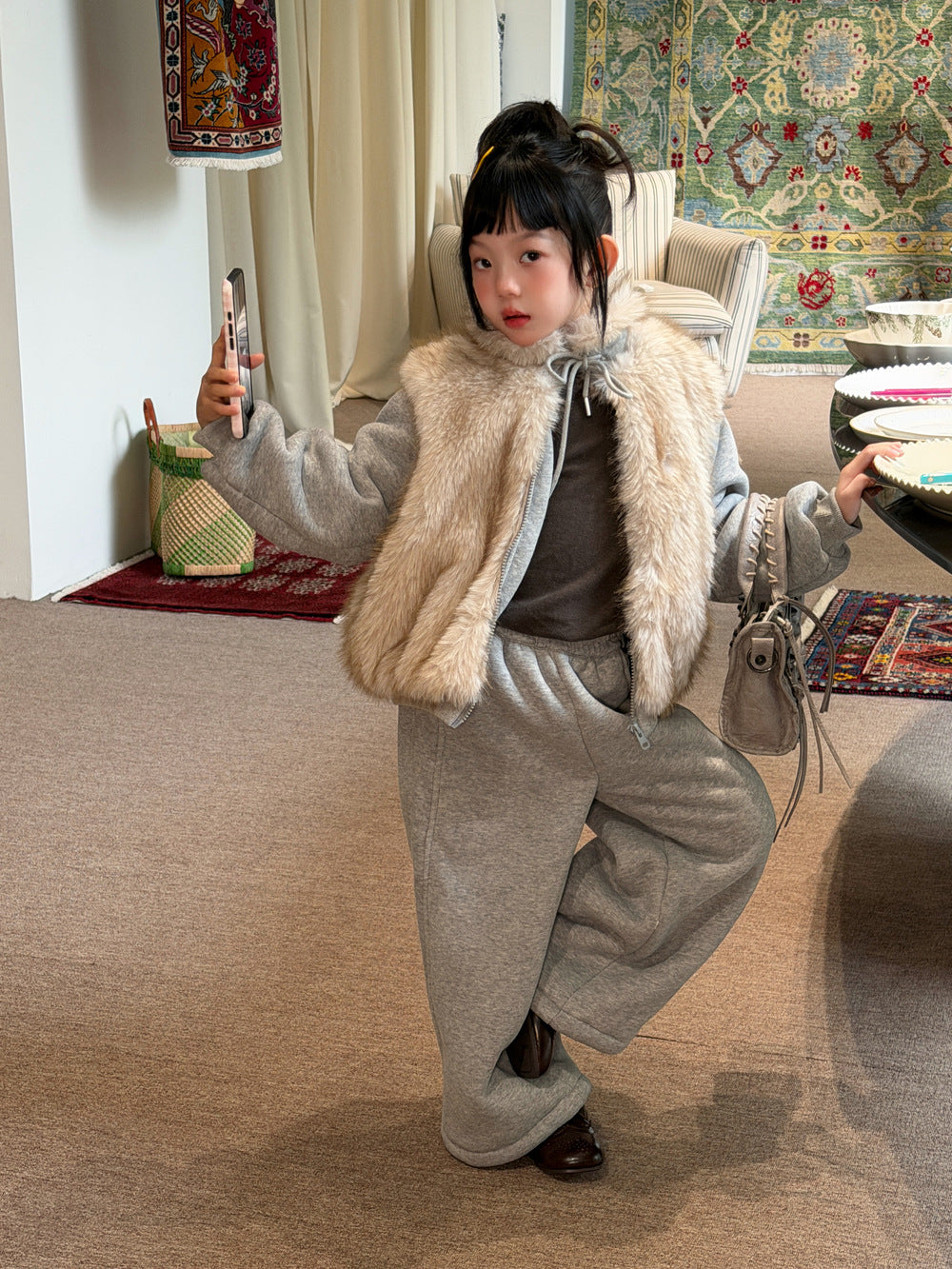 Kids' Set 2026 Winter Girls' Faux Fur Patchwork Sweatshirt Two-Piece Set, Thickened Fleece-Lined Kids Set Mo Xiao Meng【mh0014700】