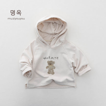 フード付き長袖Tシャツ（ベージュ系、クマと「WARMTH」プリント）