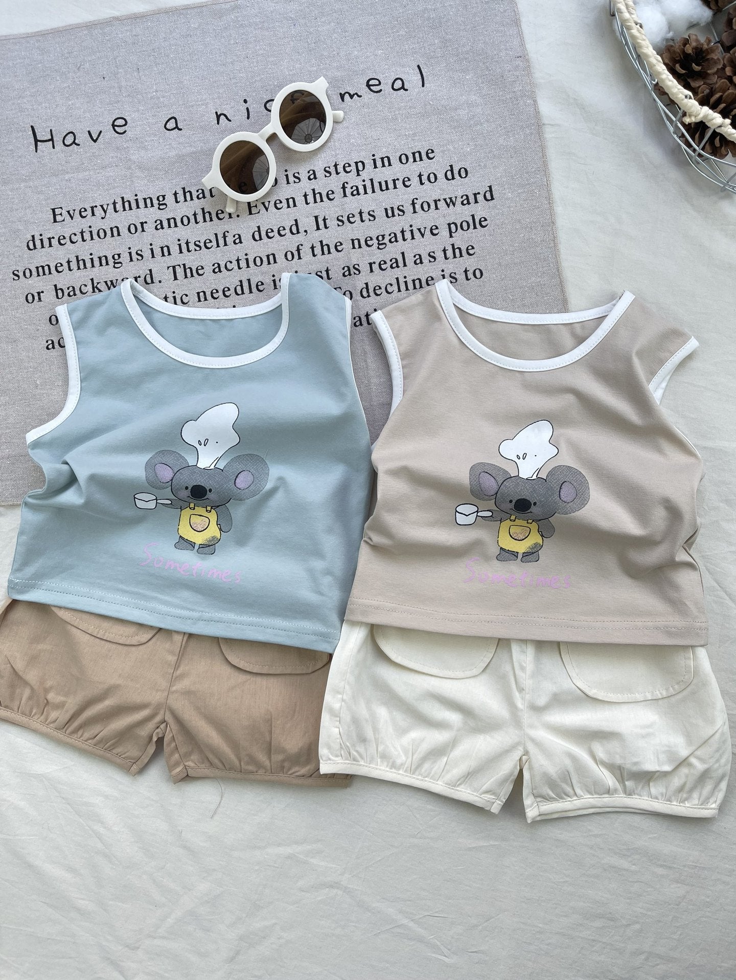 Conjunto de camiseta sin mangas y pantalones cortos con gráfico de Koala Chef | Set de camiseta sin mangas y pantalones cortos de animales【mh0012924】