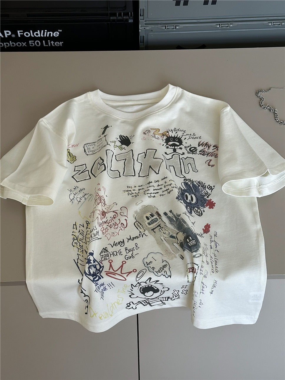 Graffiti Graphic Tee 落書きプリント 半袖Tシャツ【mh0012969】