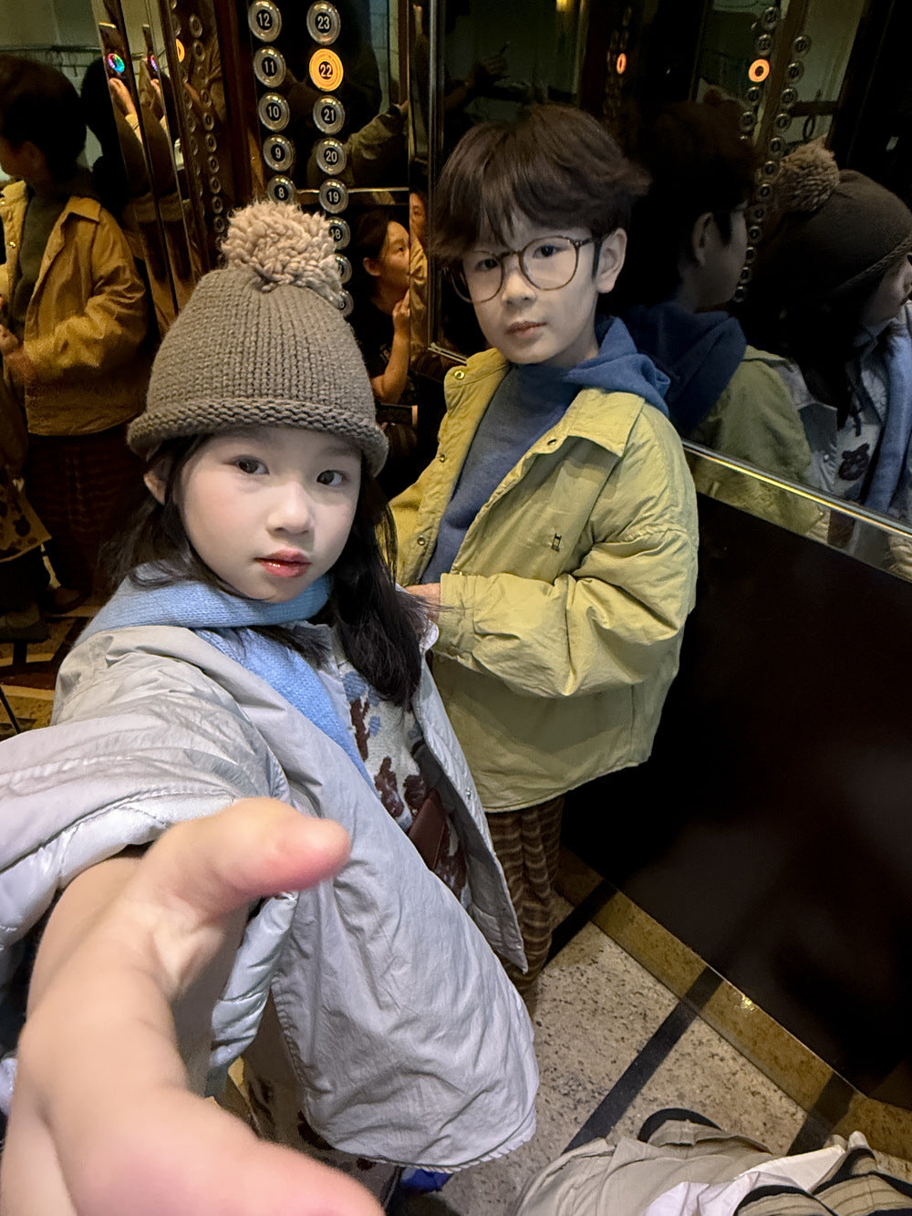 ブルゾンジャケット キッズ 中綿 厚手 ラペル ショート丈 カジュアル アウター【mh0011661】