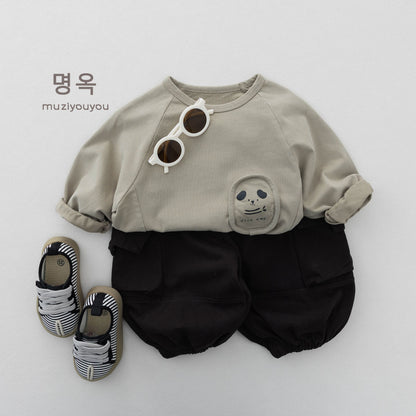 キッズ用長袖Tシャツ、ラグラン、アニマルワッペンとフロントポケット