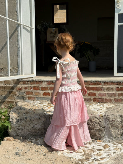 Smocked Tie Shoulder Floral Top ドット ジャガード ノースリーブトップス【mh0012804】