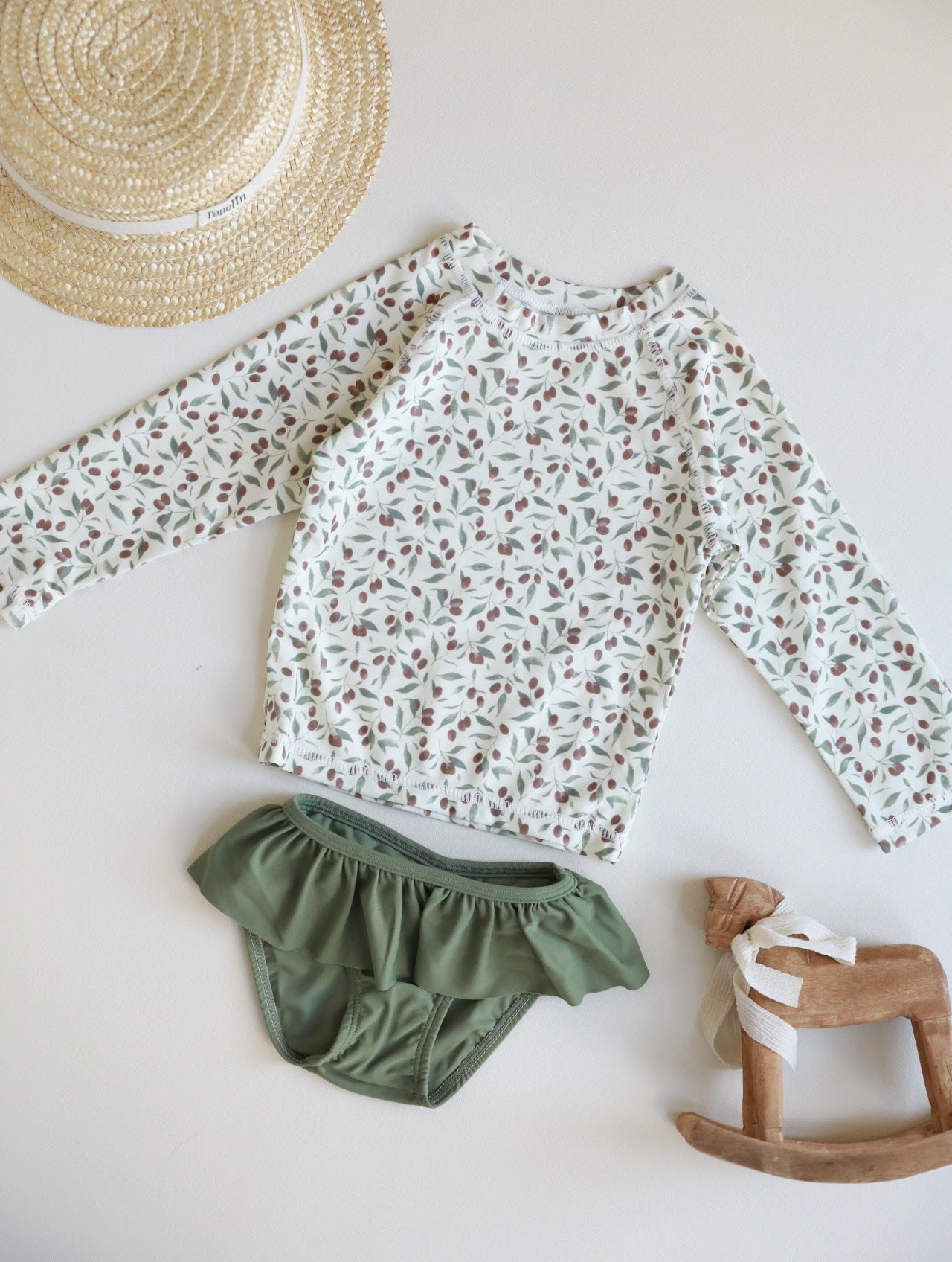 UPF50 Plus Floral Long Sleeve Swimsuit 花柄 ラッシュガード 3点セット【mh0012583】
