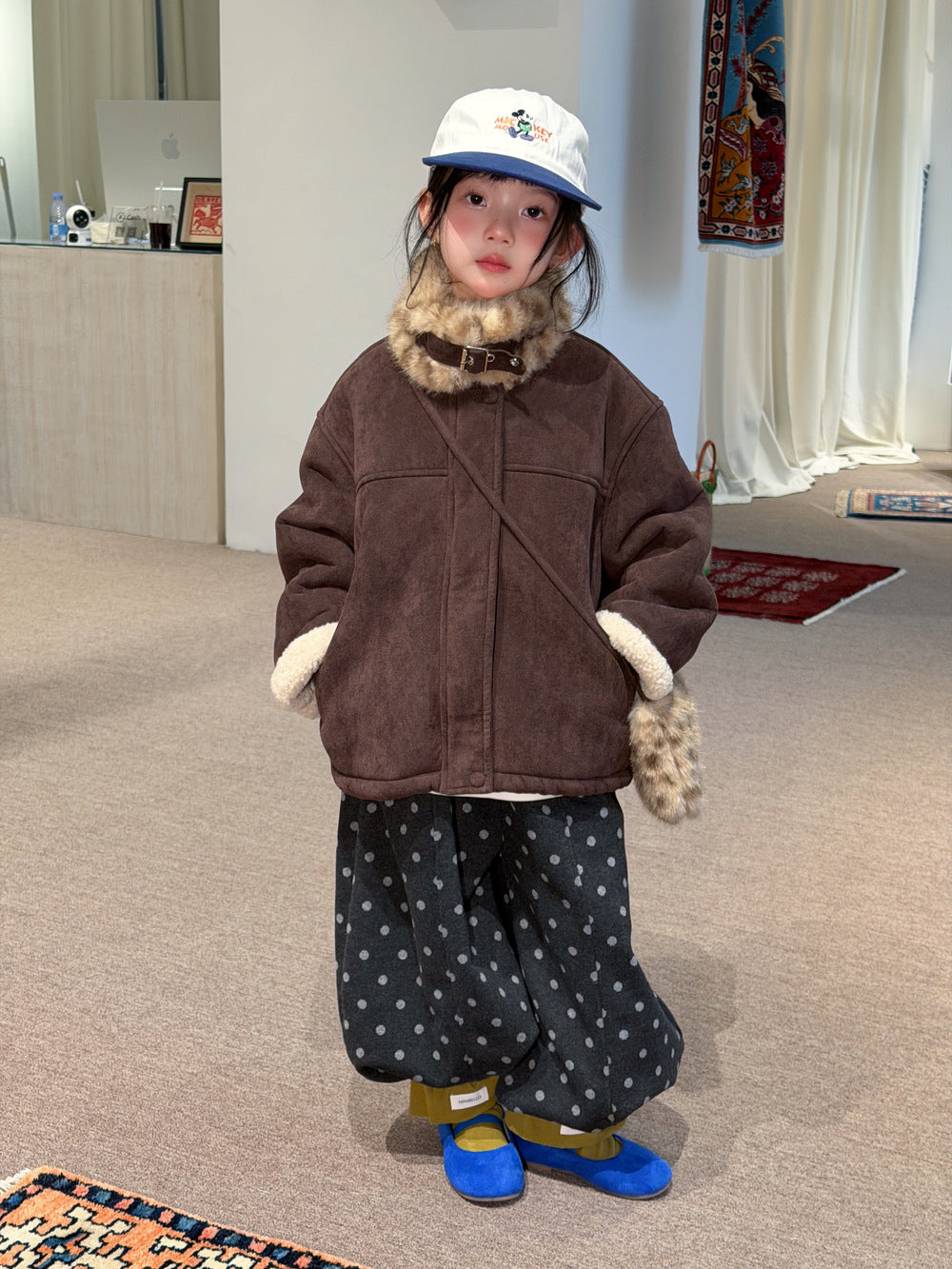 Chaqueta de antelina con cuello de pelo de leopardo y pantalones largos de lunares para niños y jóvenes 【mh0014693】