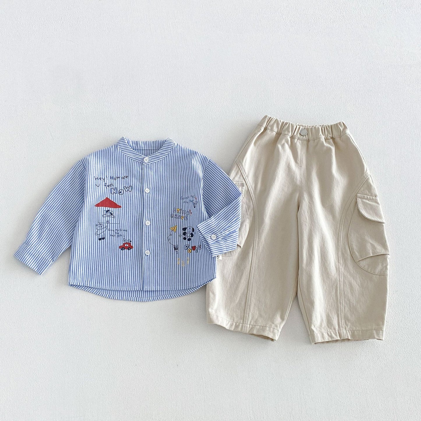 Camisa de manga larga con cuello alto, estampado de rayas y pantalón cargo para niños【mh0014028】