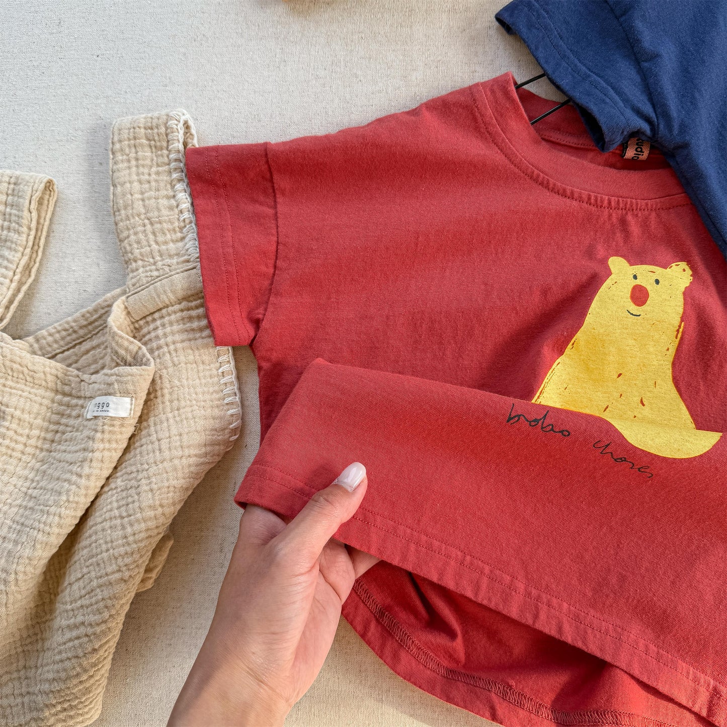 Boiled Egg Bear Graphic T-Shirt コットン クルーネック Tシャツ【mh0012652】