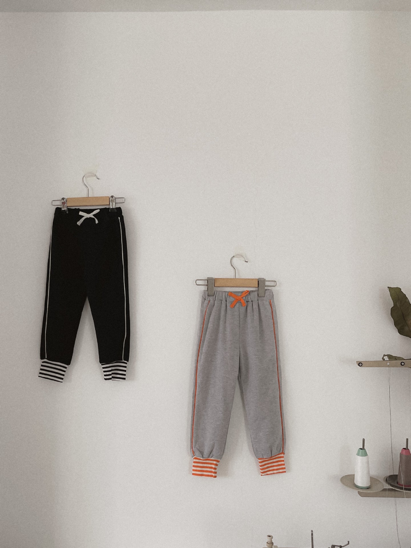 Stripe Trimmed Sweatpants サイドライン ジョガーパンツ【mh0012632】