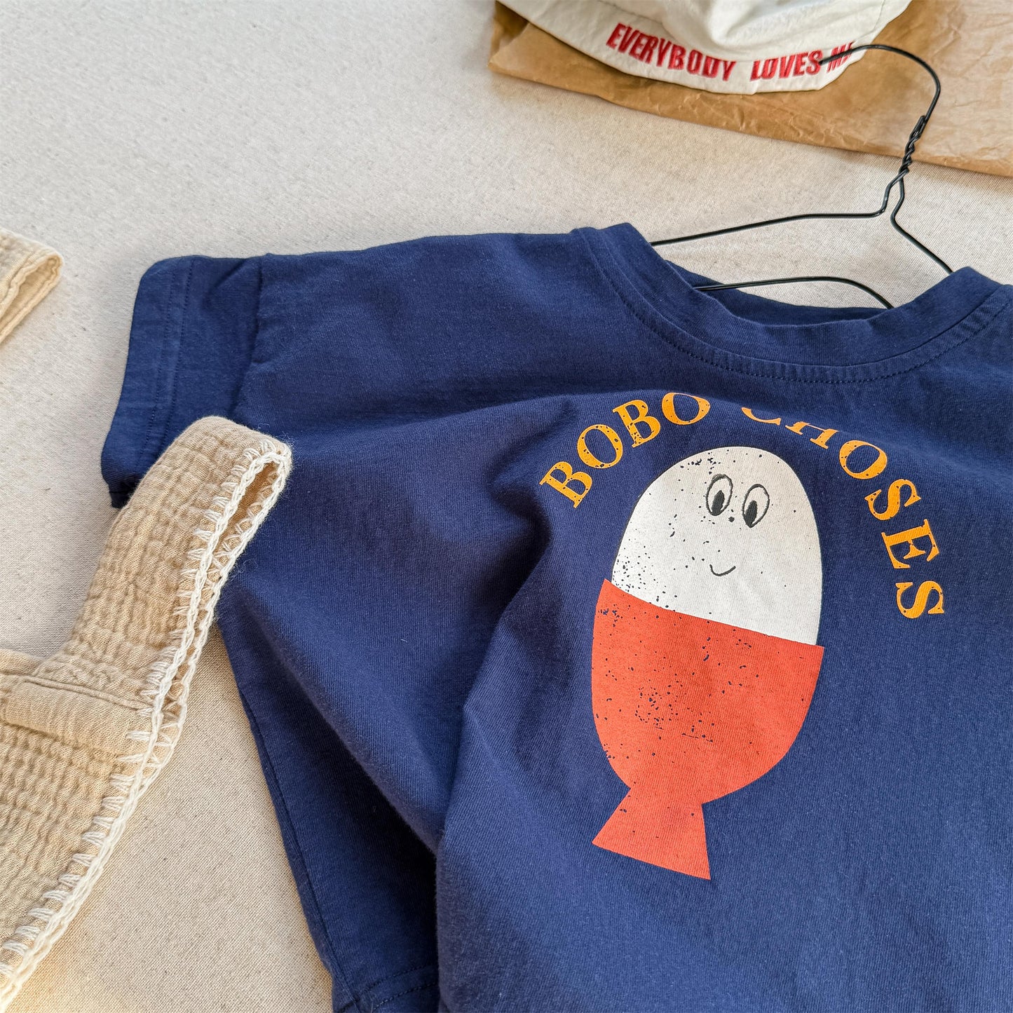 Boiled Egg Bear Graphic T-Shirt コットン クルーネック Tシャツ【mh0012652】