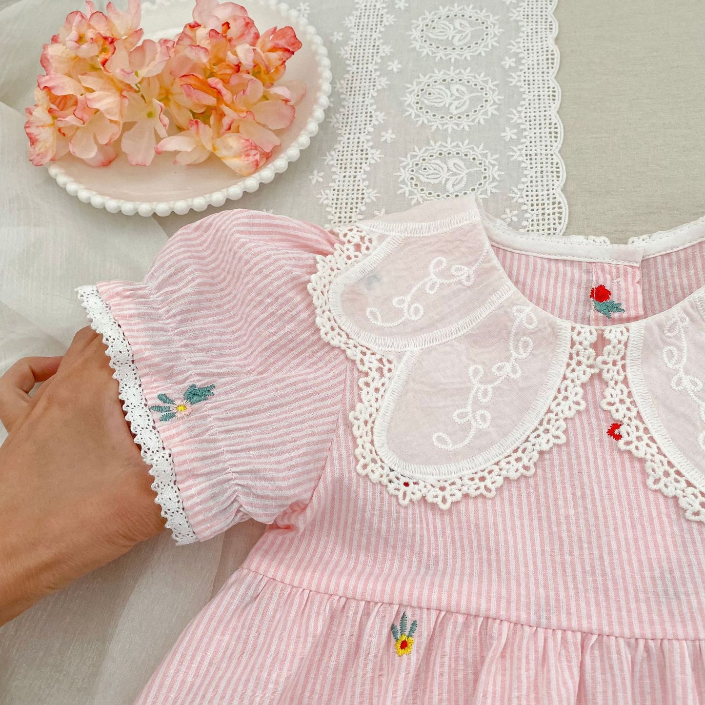 Stripe Embroidery Romper Dress Mono-vestido con bordados de rayas [mh0013168]
