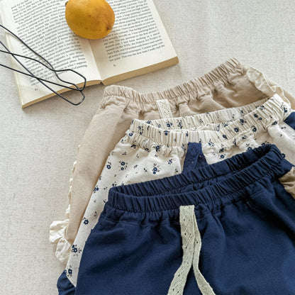 花柄コットンショートパンツ、ベージュ配色とネイビー切替のフリル
