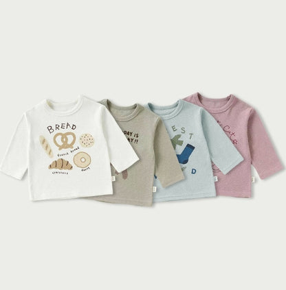 ベビー用プリント長袖Tシャツの4色セット、パン・風・犬・猫のデザイン