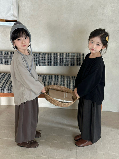キッズ用ワイドクロップドパンツ グレー系と黒系、ウエストゴム仕様、動きやすいワイド形状