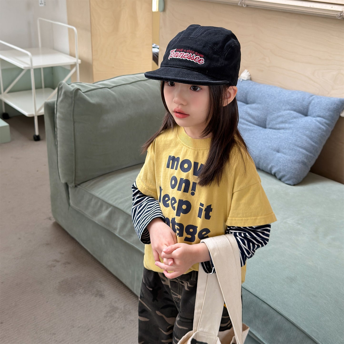 キッズ ボーダー レイヤード風 英字プリント ルーズ 長袖Tシャツ【mh0014068】
