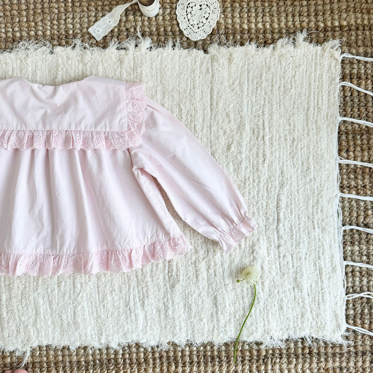 キッズ 刺繍 レース フリル 丸襟 長袖ブラウス【mh0014611】