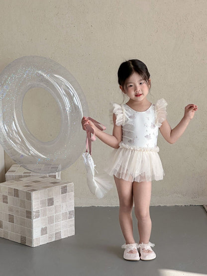 フリル付きチュール水着、白のスカート風デザインの子ども用（全身）