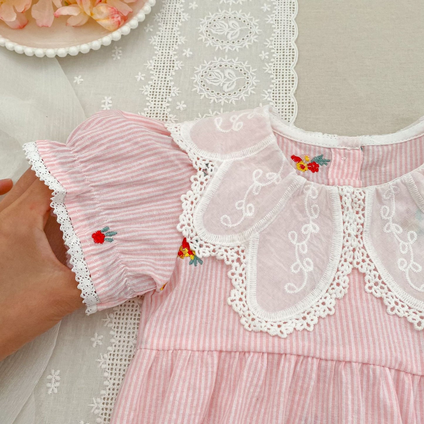 Stripe Embroidery Romper Dress Mono-vestido con bordados de rayas [mh0013168]