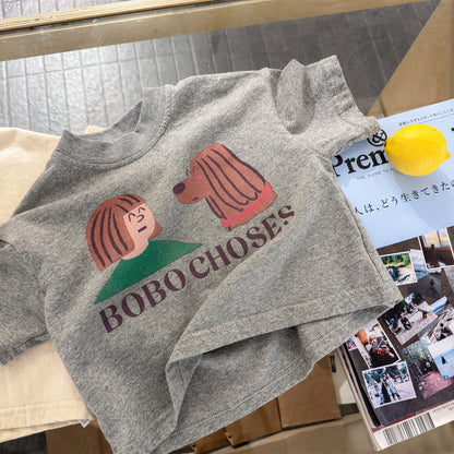 ライトグレー半袖Tシャツ、ダルメシアン風イラストと「BOBO CHOSES」プリント