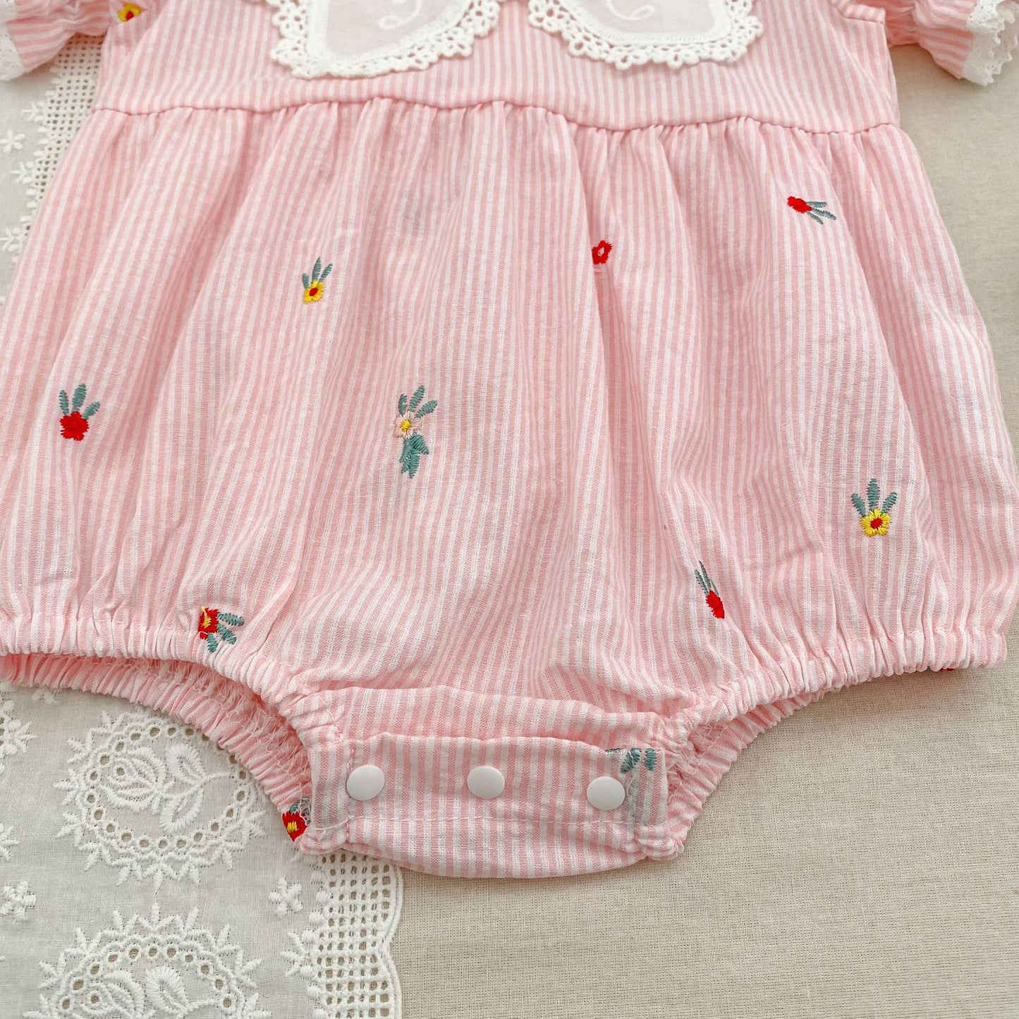 Stripe Embroidery Romper Dress Mono-vestido con bordados de rayas [mh0013168]
