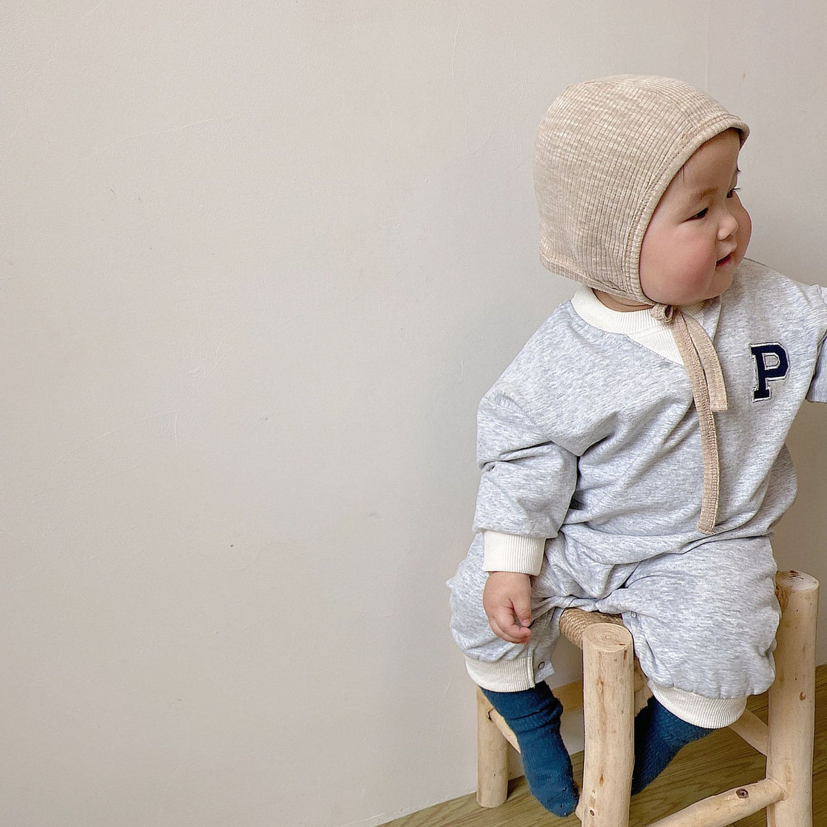 Baby One-Point Initial Color-Blocked Piping Long-Sleeve Romper【mh0014635】