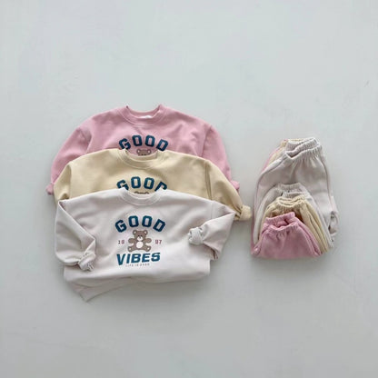 Conjunto de sudadera con logo y estampado de osito y pantalón largo para bebé y niños 【mh0014632】