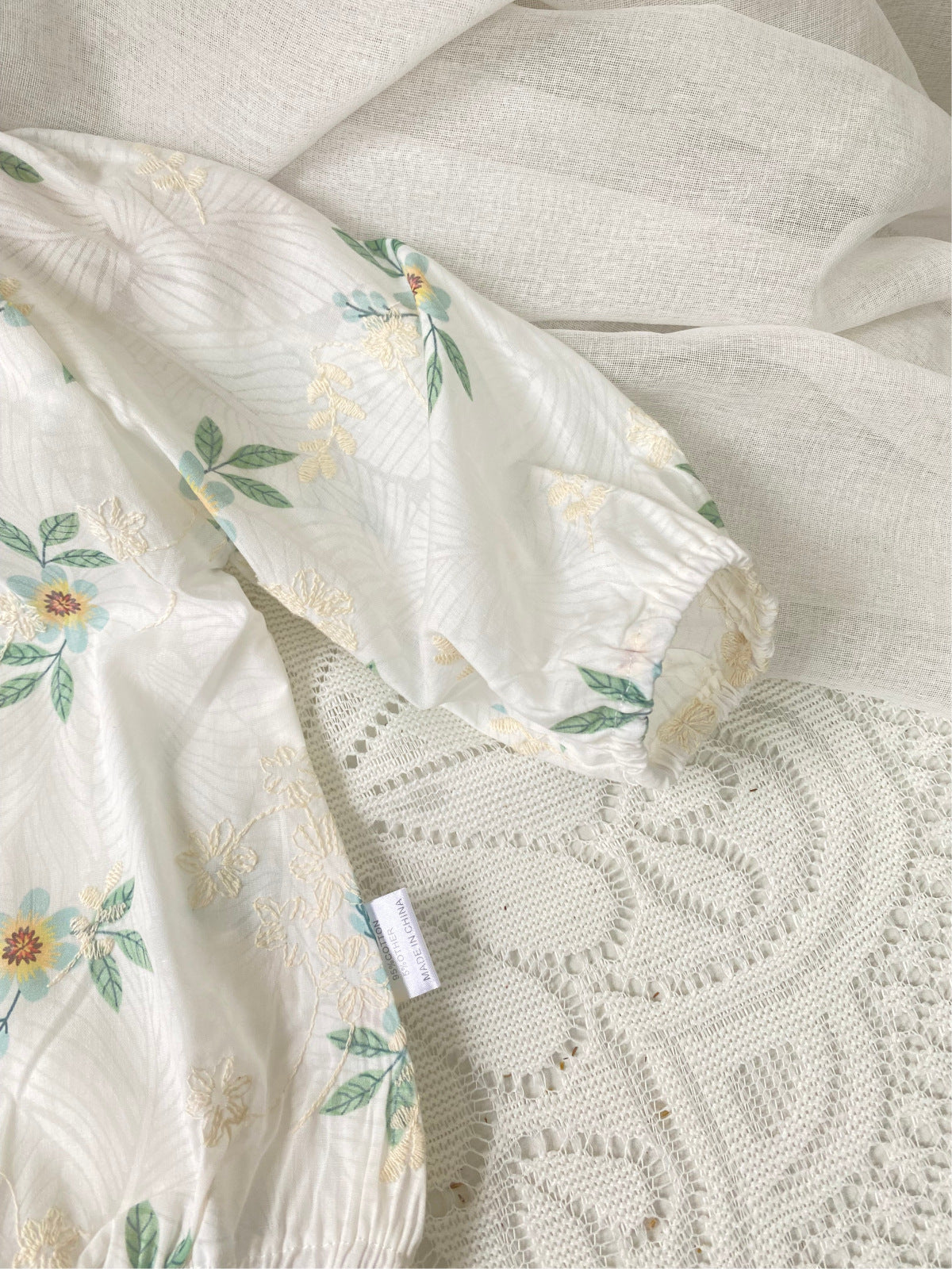 Flower Embroidered Romper with Bonnet 花柄 刺繍 ロンパース ボンネット【mh0012670】
