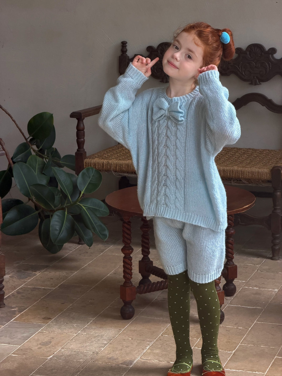 Conjunto de suéter de punto de manga larga con lazo trenzado y pantalones cortos para niños/jóvenes [mh0014365]