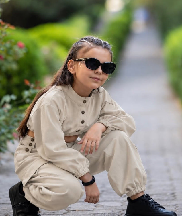 Conjunto infantil de sudadera de manga larga con cuello mao y corte cropped y pantalón cargo 【mh0014732】