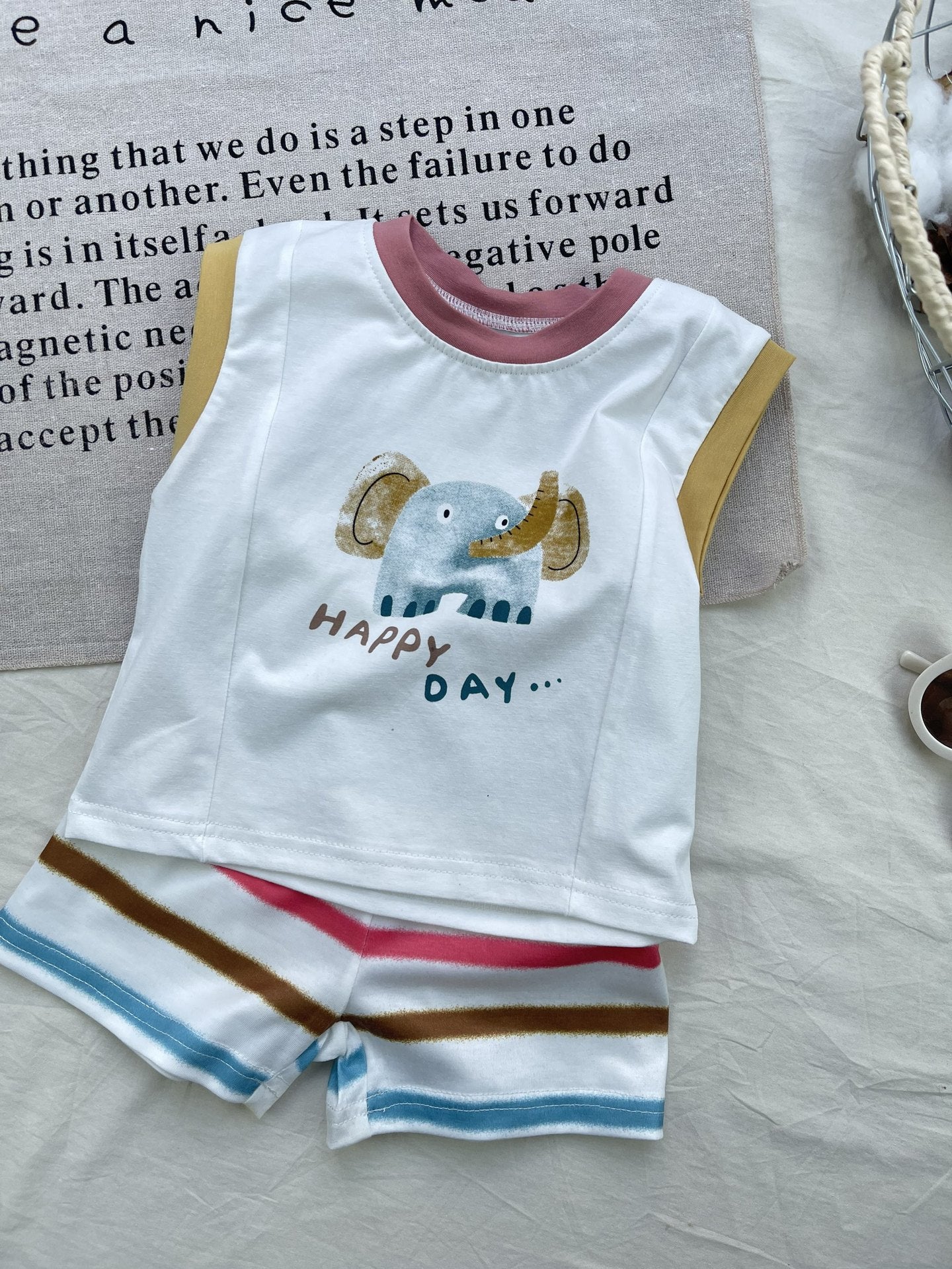 Elephant Graphics Cotton Set ノースリーブTシャツ ショートパンツセット【mh0012920】